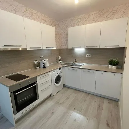 Joy Escape Apartment *